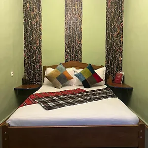 hostel-machabeli-11.alltbilisihotels.com/