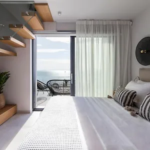 Noema Premium , Neos Marmaras Grecia